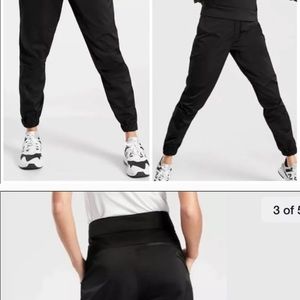 Athleta Radiant Jogger size 6